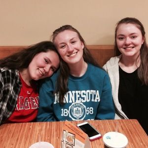 Meet your Posher, Hailey